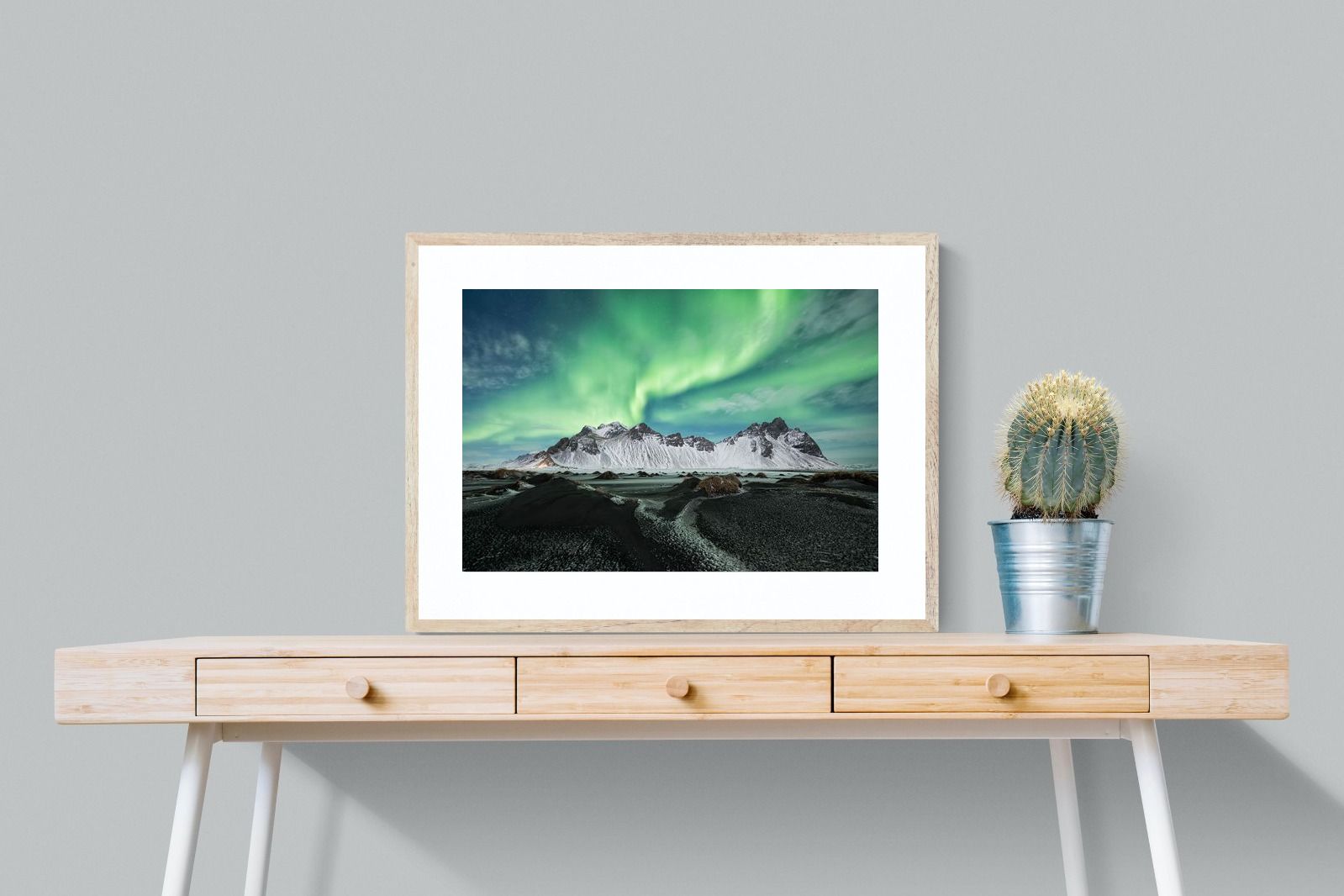 Pixalot Aurora Over Ice