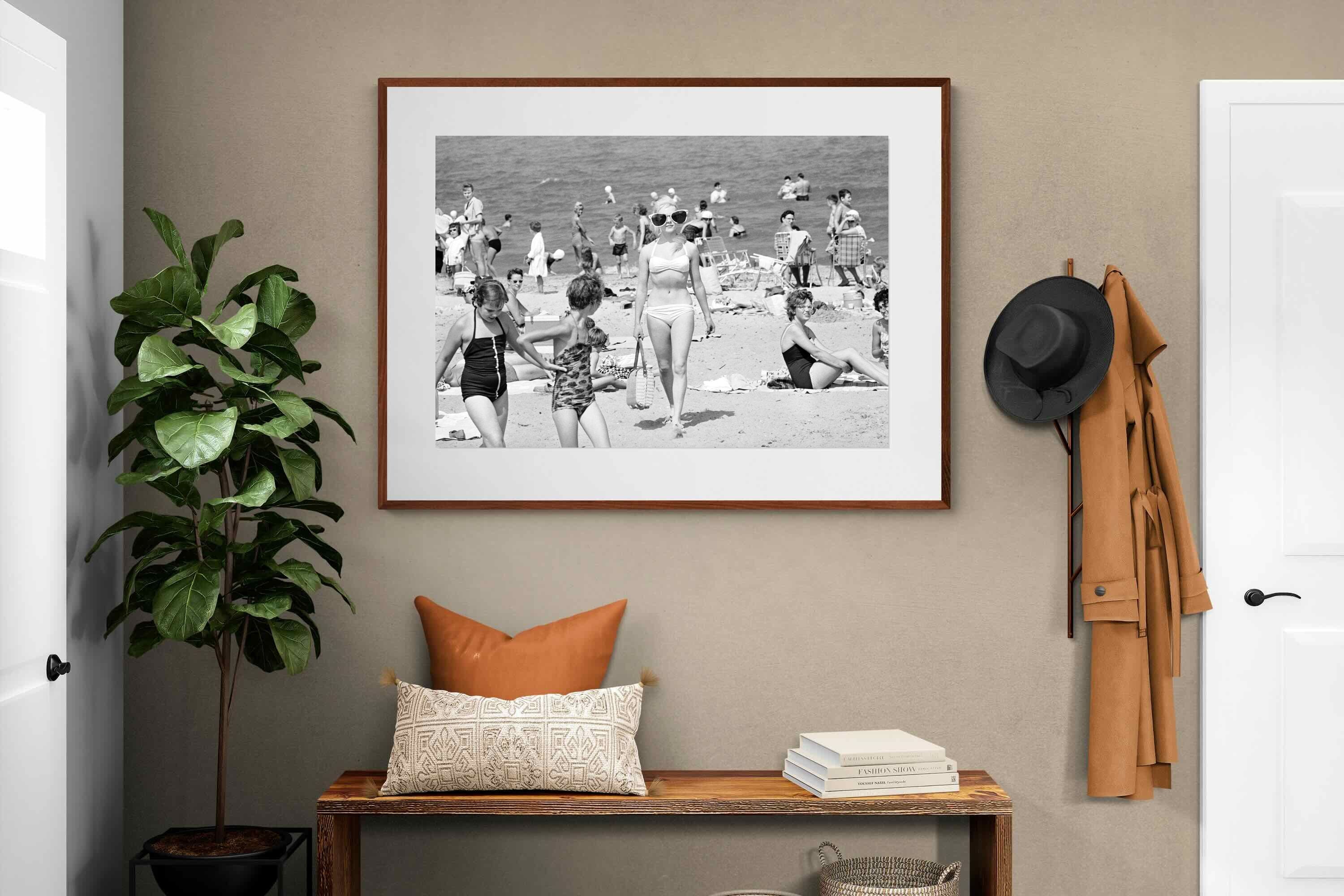 Pixalot ® Beach Fashion 1960's