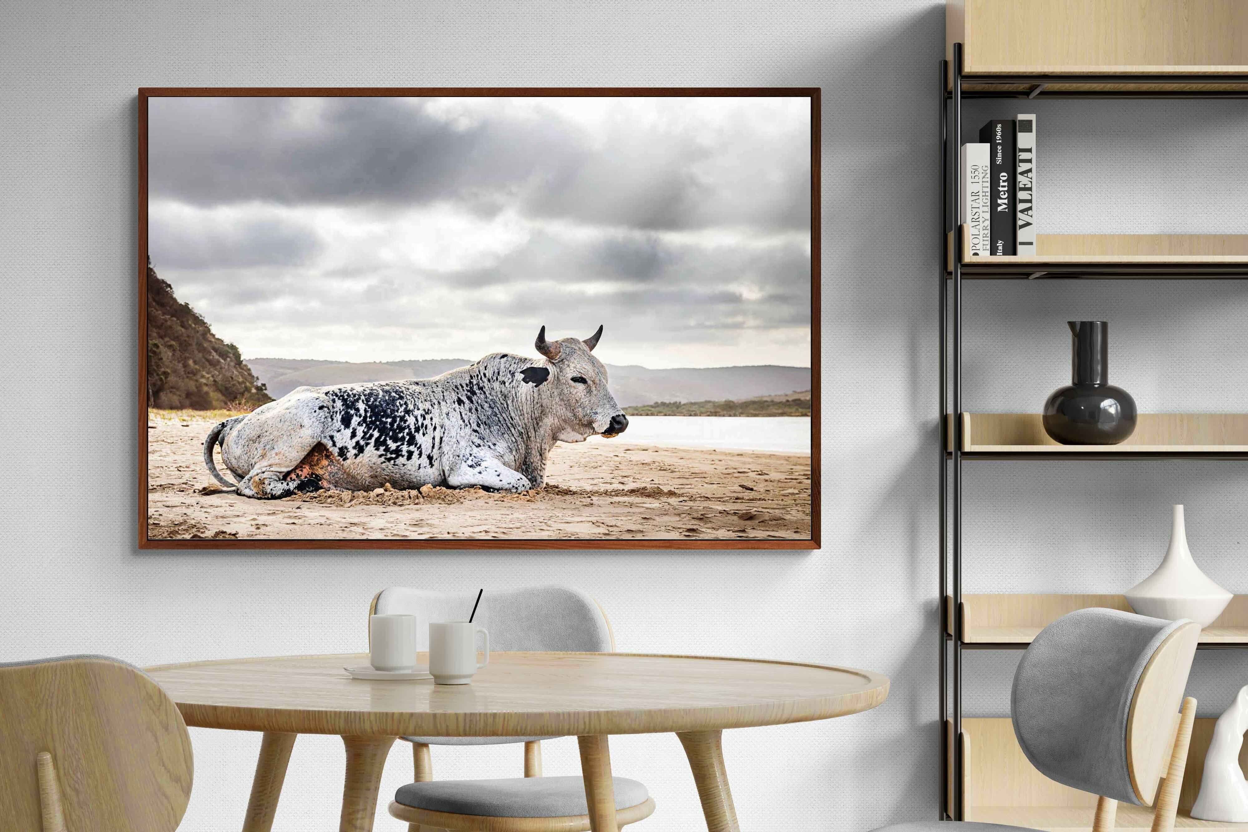 Pixalot ® Resting Bull