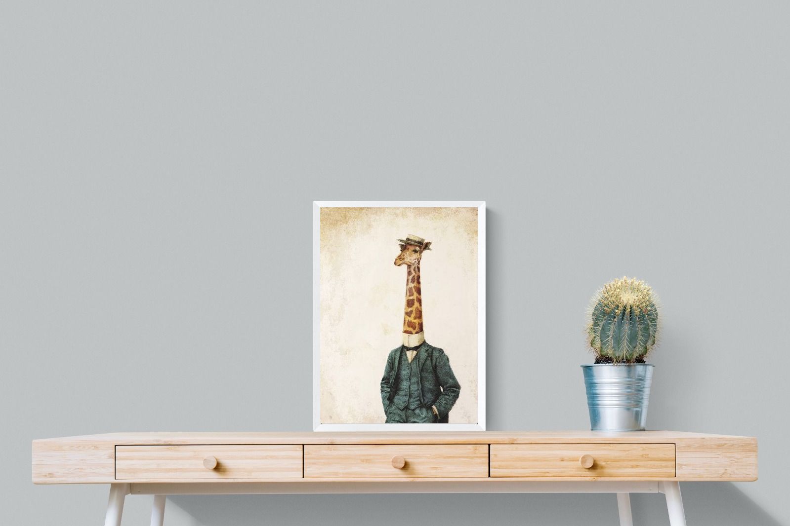 Pixalot Suited Giraffe