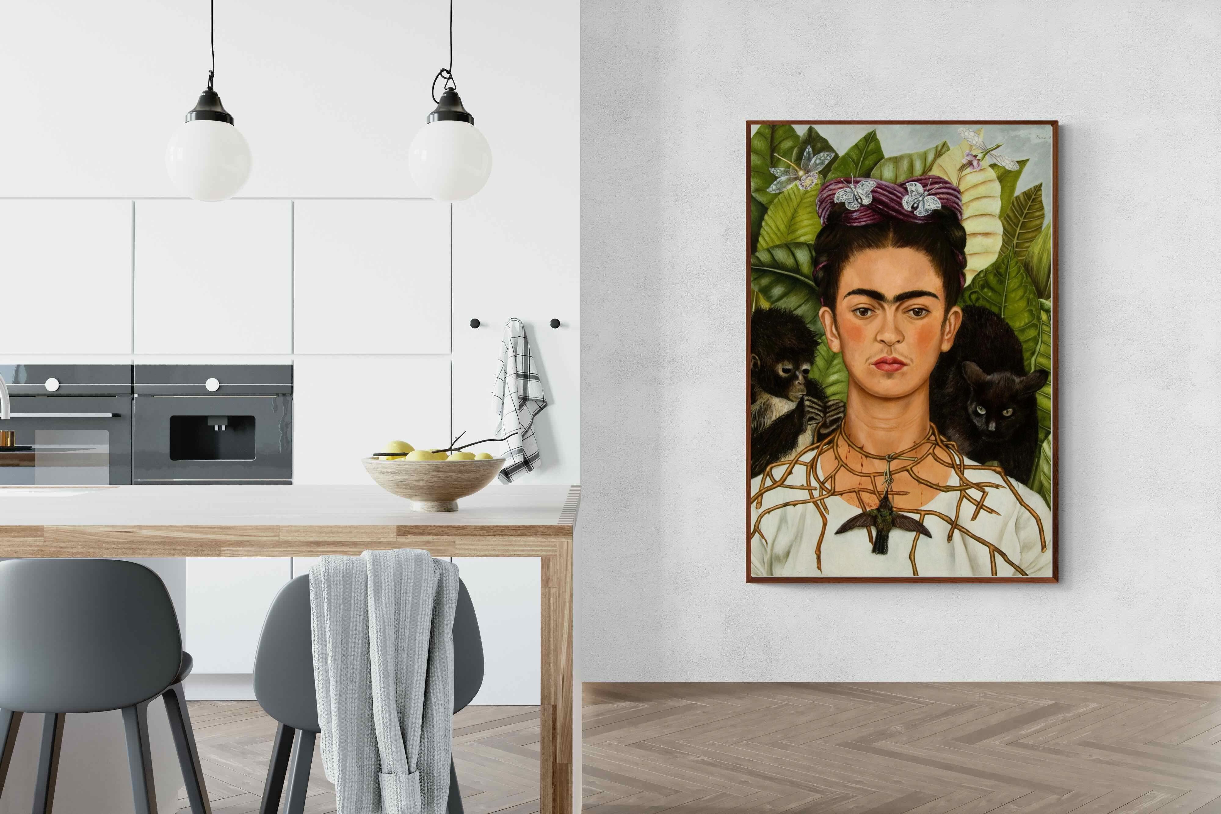 Pixalot Thorn Necklace & Hummingbird