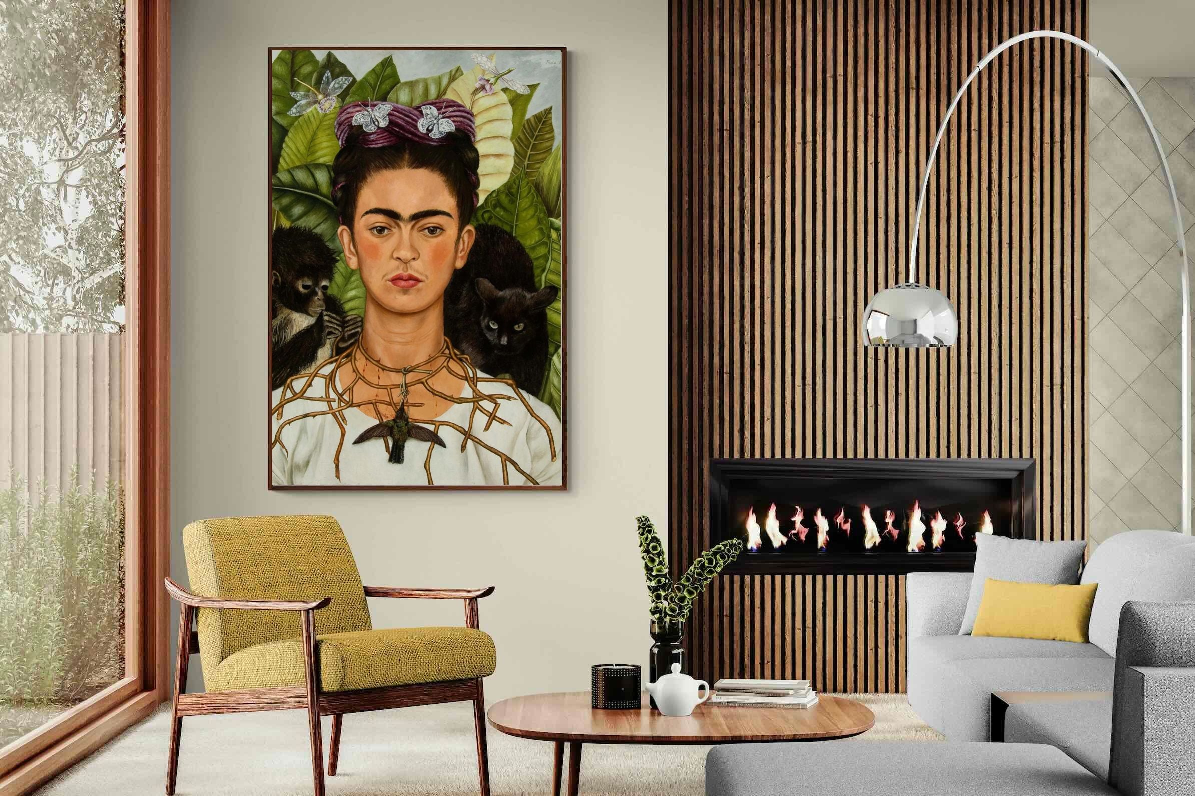 Pixalot Thorn Necklace & Hummingbird