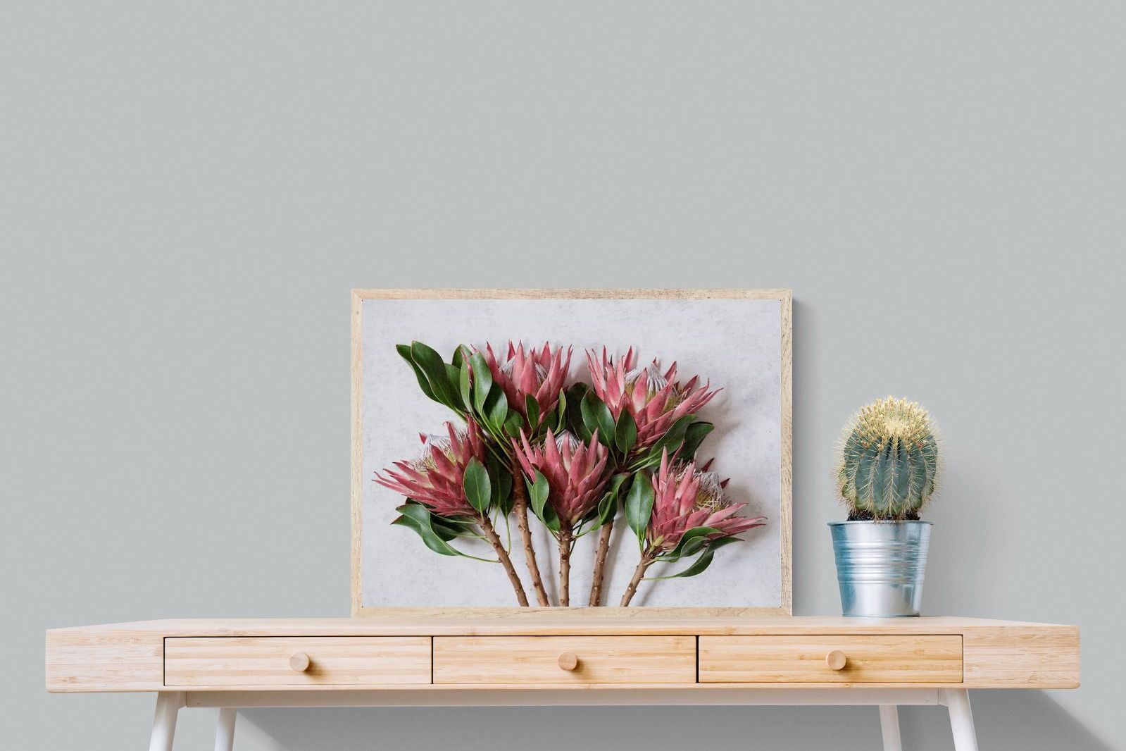 Pixalot Red Protea Bunch