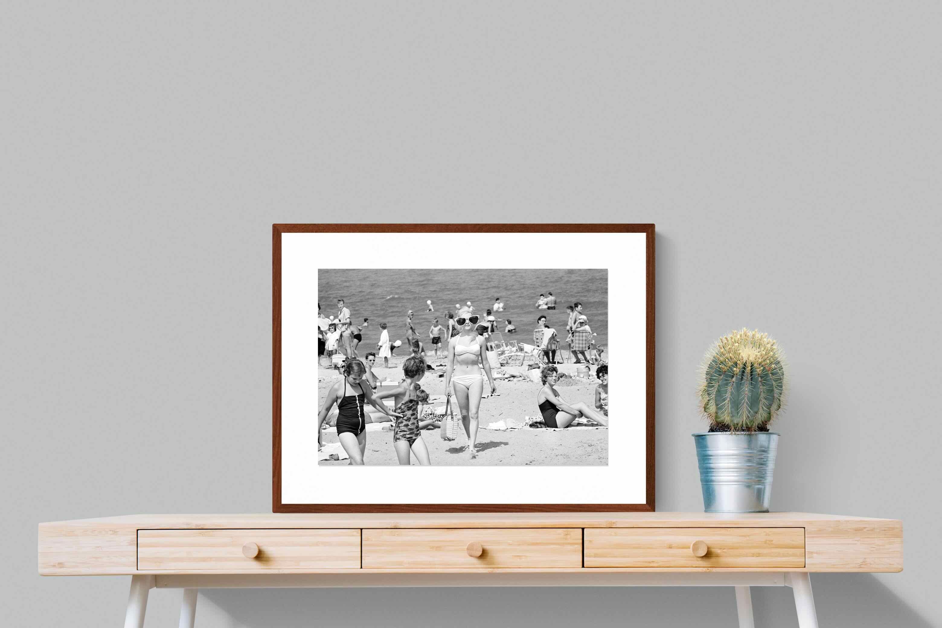 Pixalot ® Beach Fashion 1960's