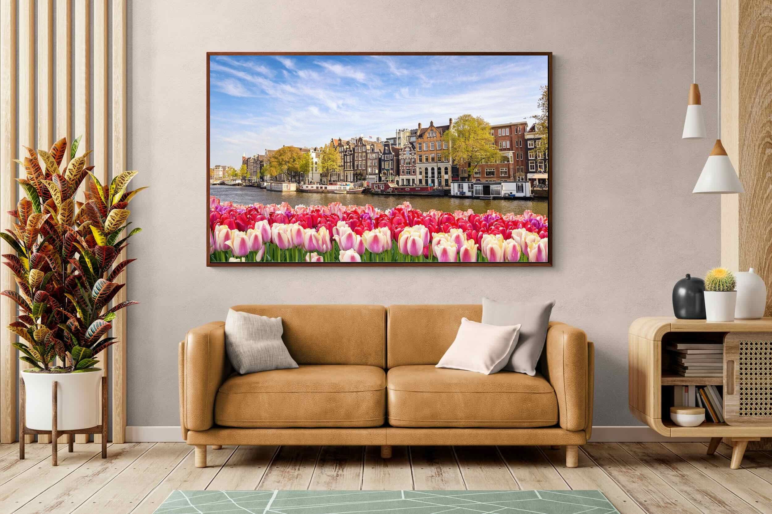 Pixalot City Tulips