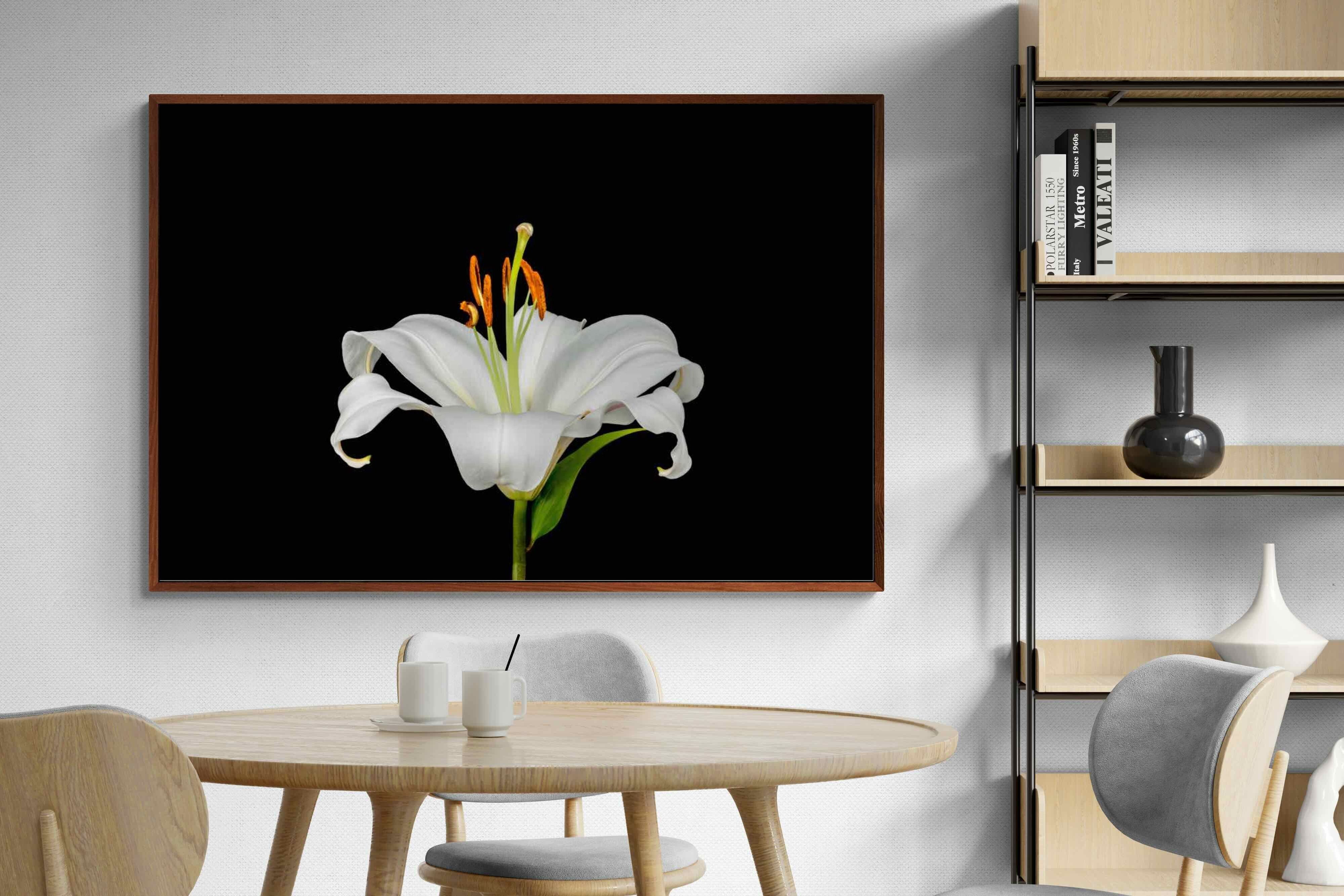 Pixalot ® Lilium on Black