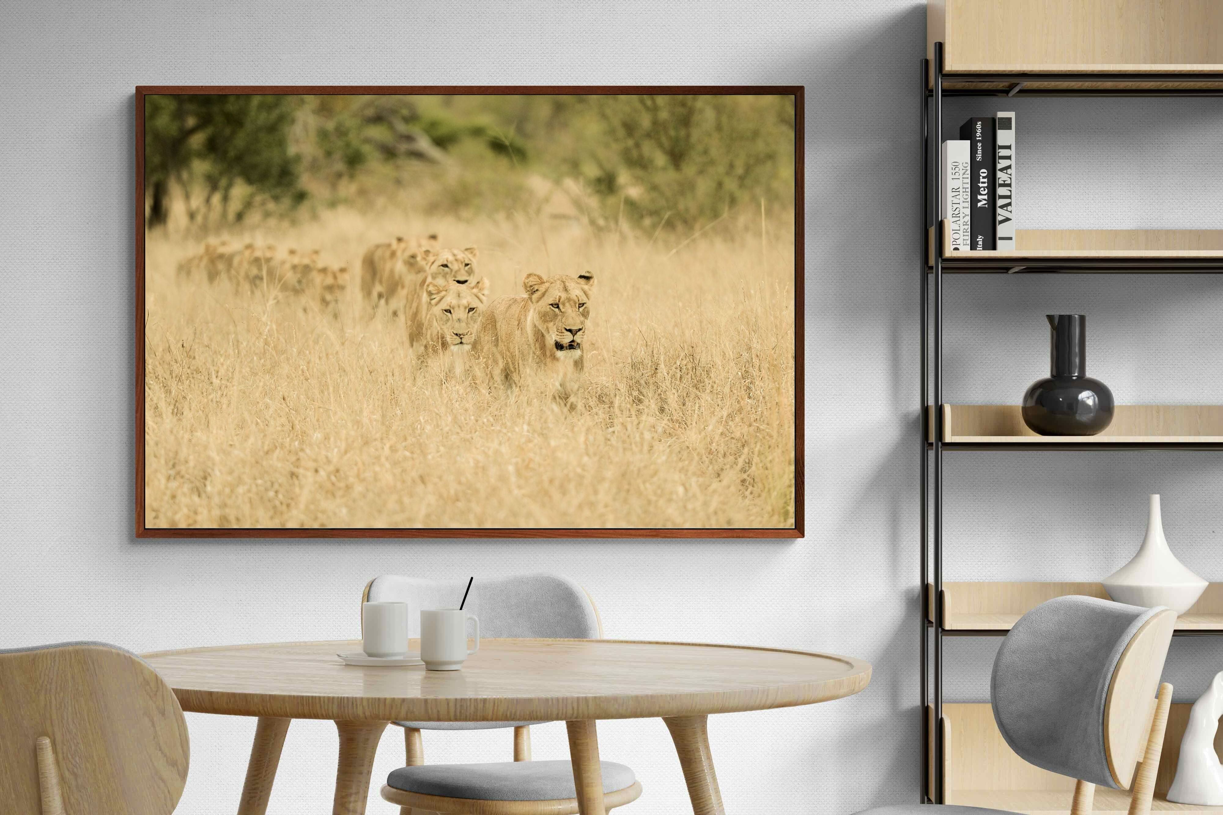 Pixalot ® Lionesses in Formation