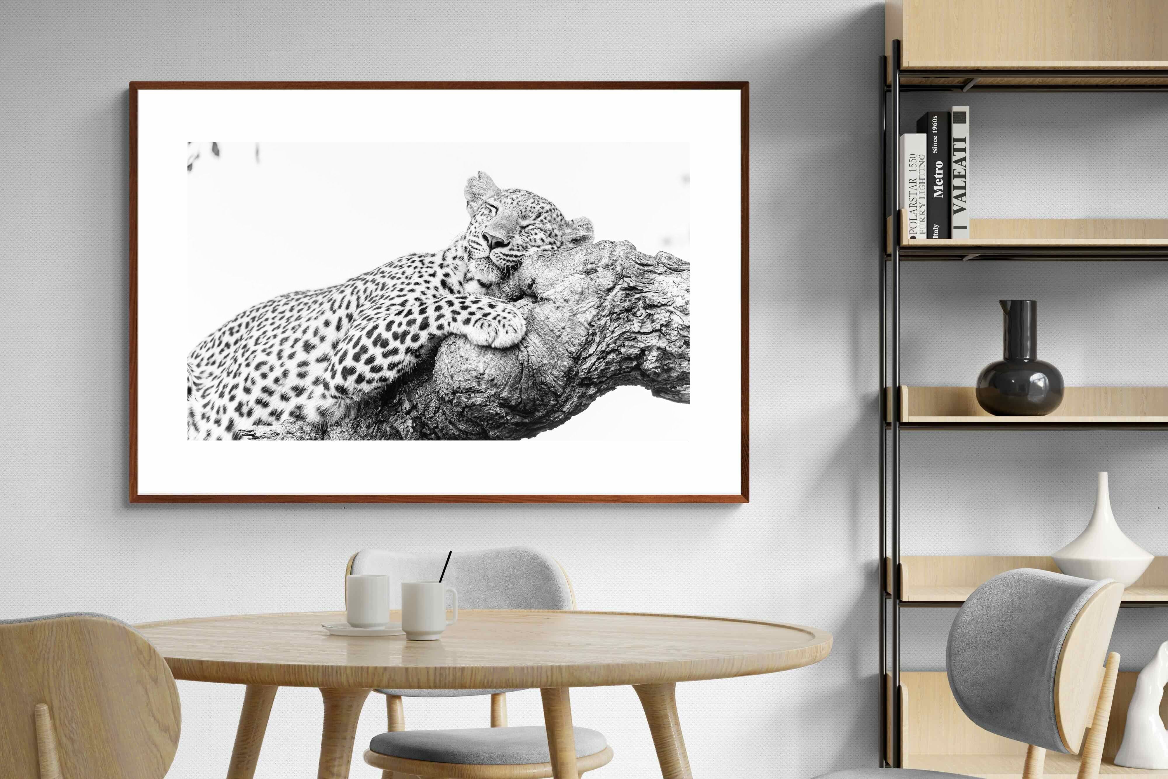 Pixalot ® Sleeping Leopard
