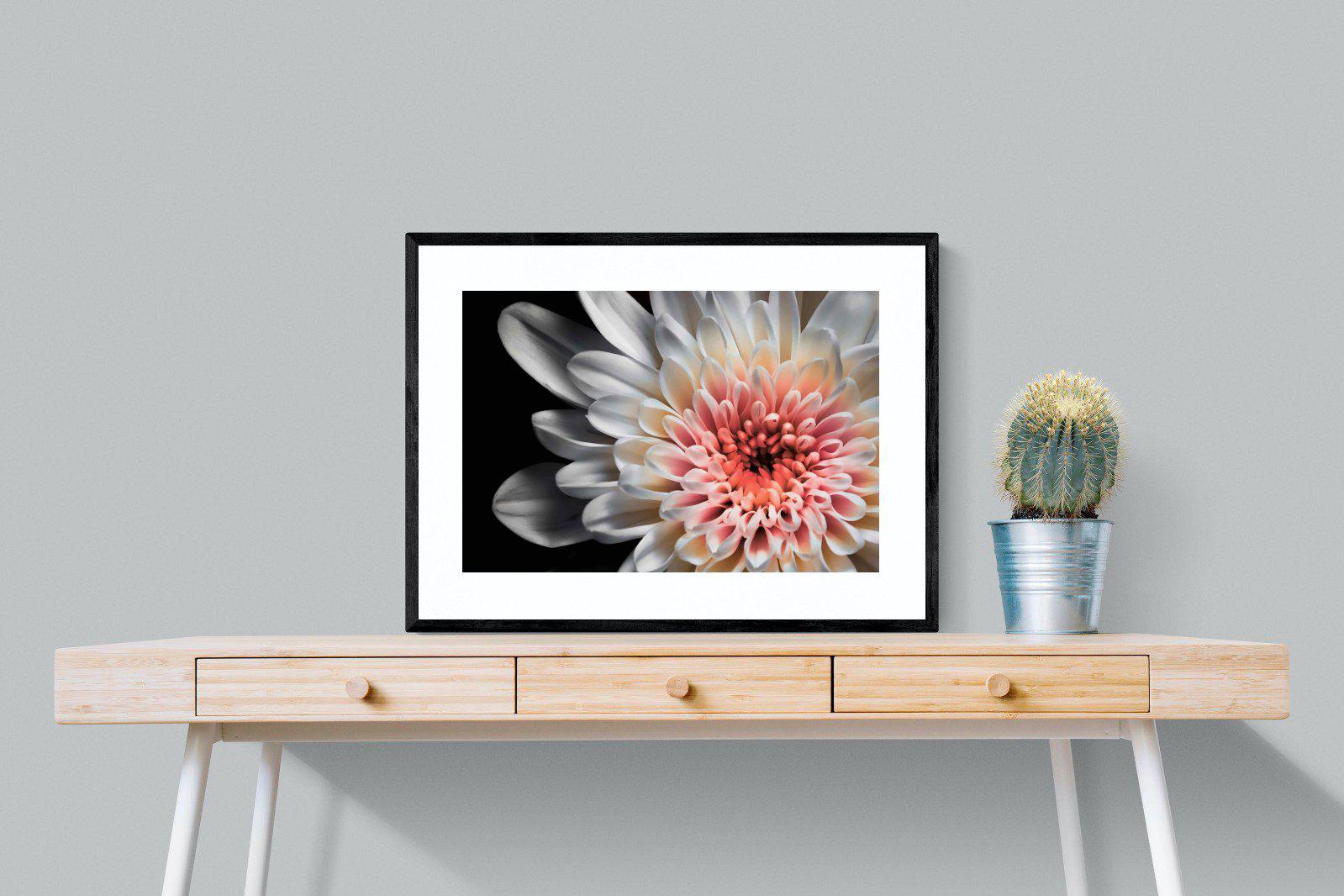 Burst-Wall_Art-80 x 60cm-Framed Print-Black-Pixalot