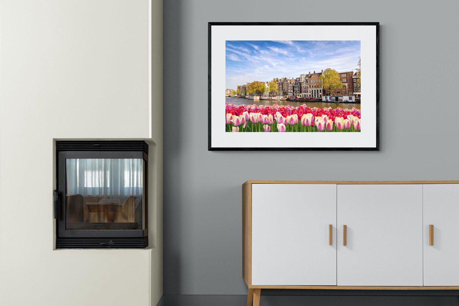 City Tulips-Wall_Art-100 x 75cm-Framed Print-Black-Pixalot