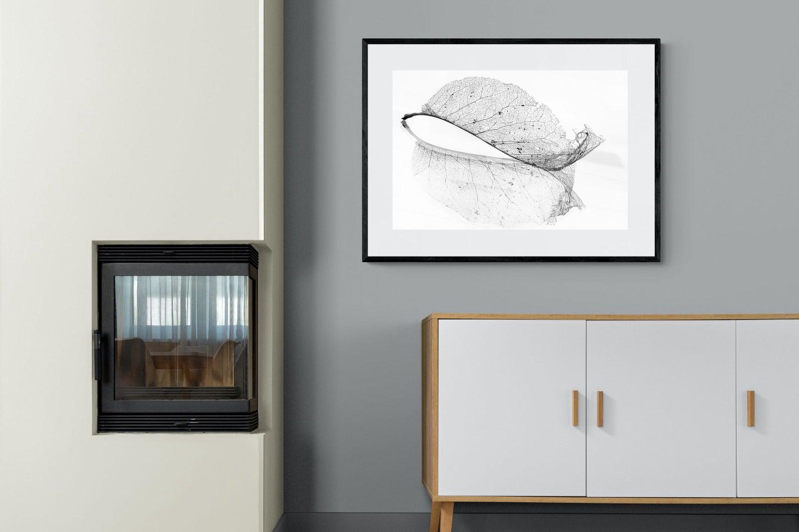 Old Leaf-Wall_Art-100 x 75cm-Framed Print-Black-Pixalot