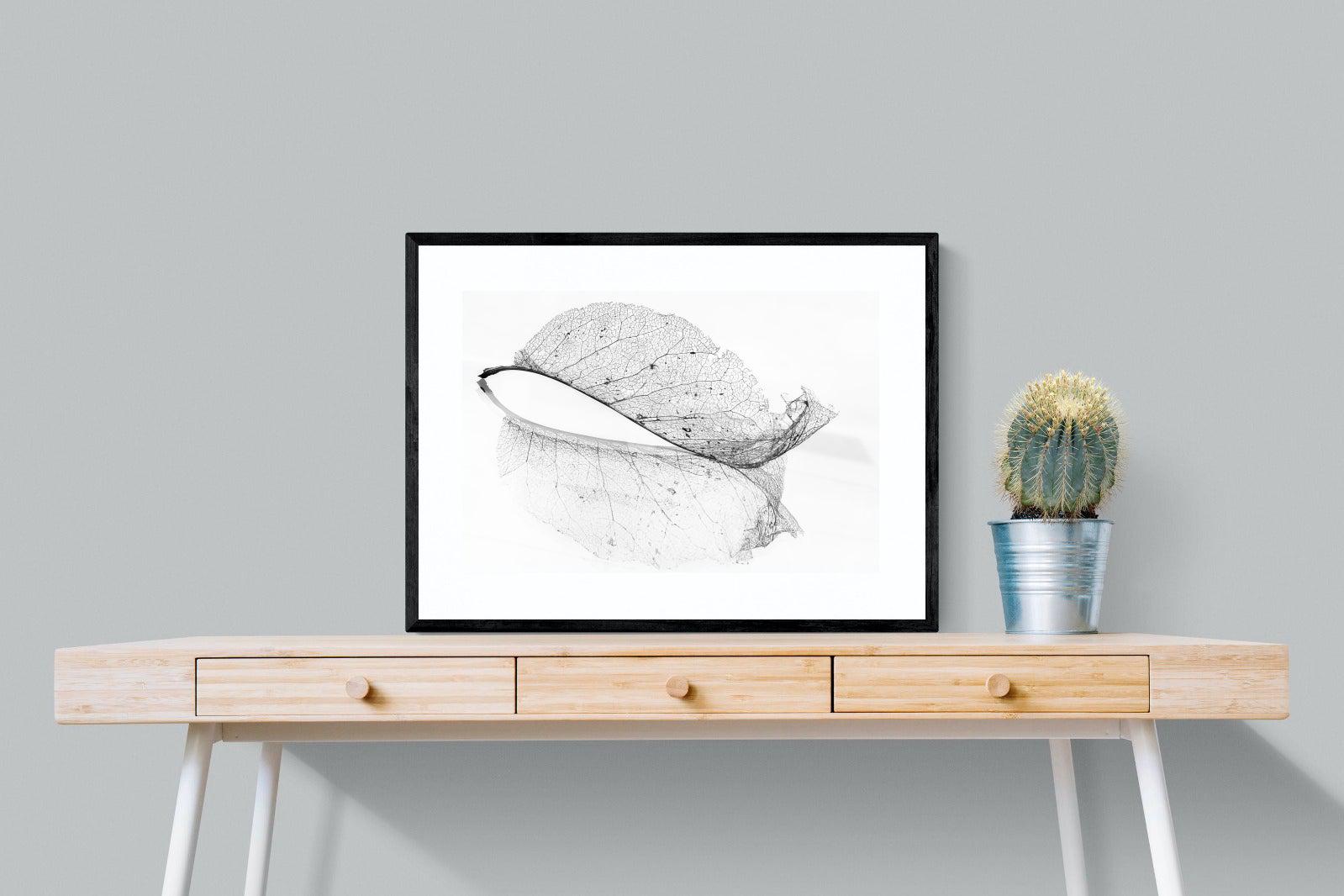 Old Leaf-Wall_Art-80 x 60cm-Framed Print-Black-Pixalot