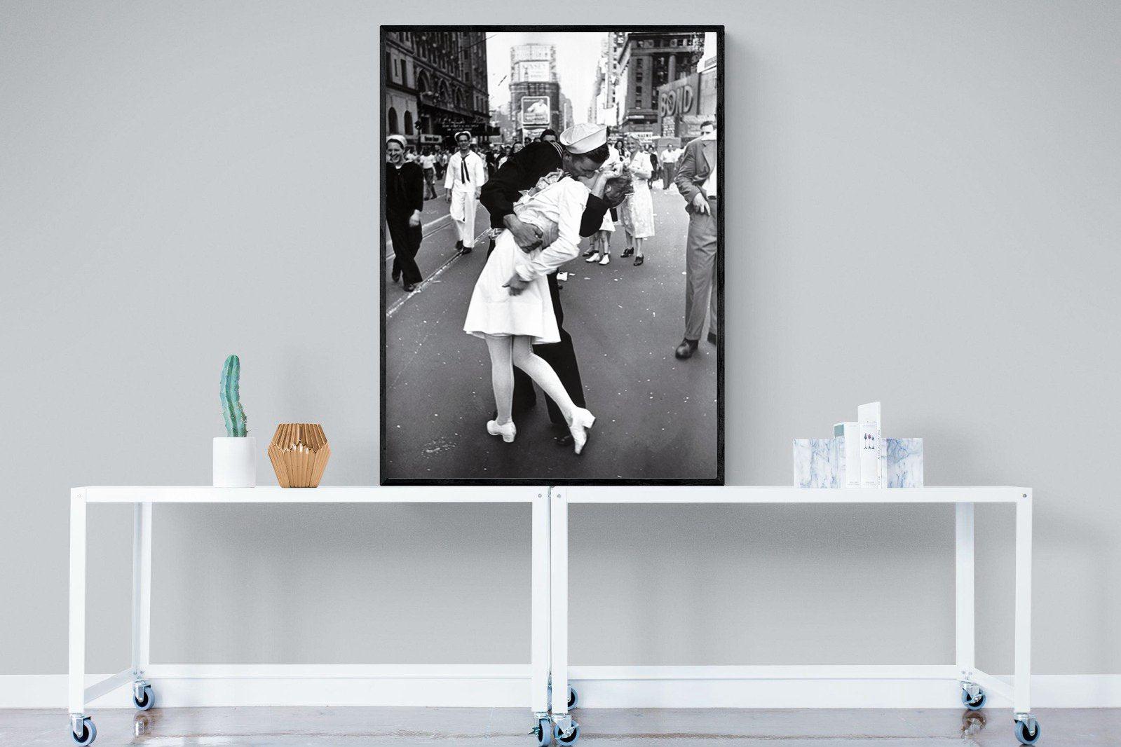 V-J Day-Wall_Art-90 x 120cm-Mounted Canvas-Black-Pixalot